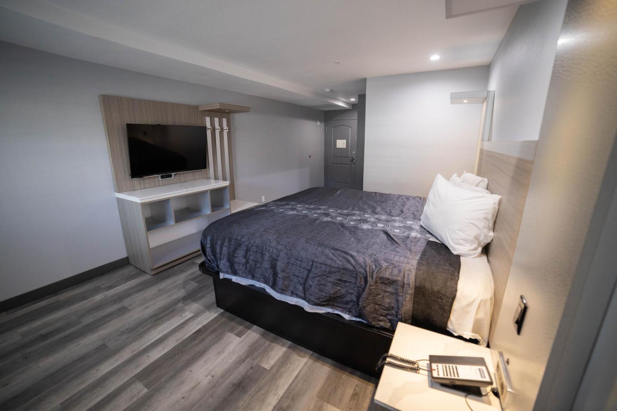 Travelodge By Wyndham Whittier Buitenkant foto